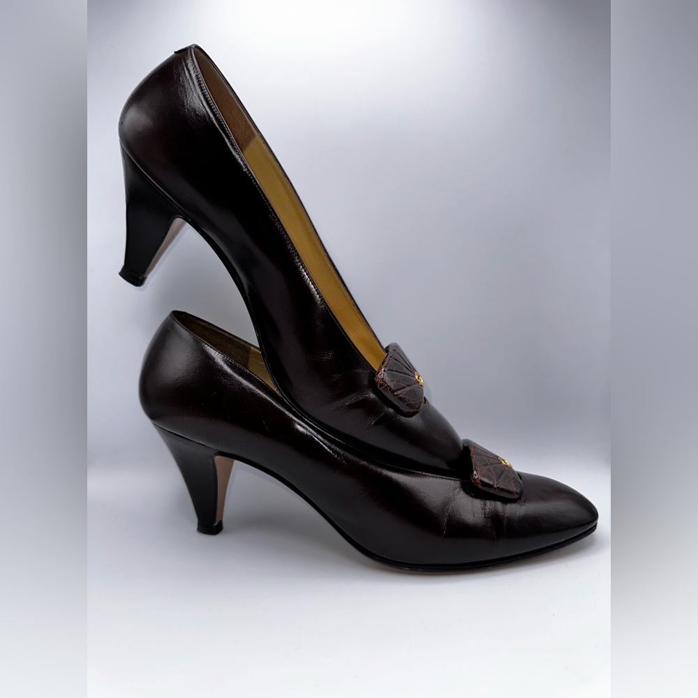 Vintage Gucci Mahogany Leather Pumps GG Logo Peekaboo Heels Size 9